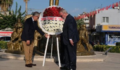 Tarsus TSO’dan Atatürk Anıtı’na çelenk sunumu