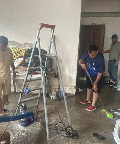 Sağanak Sonrası Meydana Gelen Su Baskınları Tahliye Ediliyor
