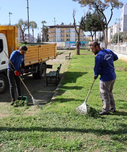 Toroslar ‘da çevre düzenlemesi yapılıyor