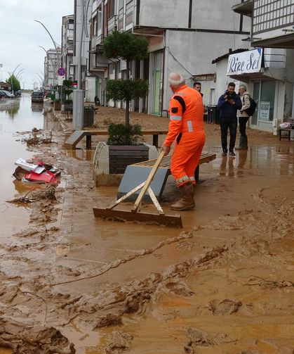 Rize’de sağanak, sel ve taşkınlara yol açtı