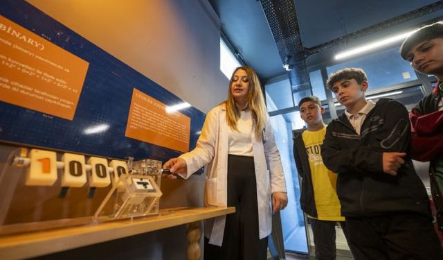 Mersinde Matematik eğitimi için öncü adım: Aratos Matematik Evi