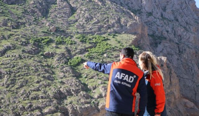 Yaşlı adam, dağlık alanda yaralı bulundu