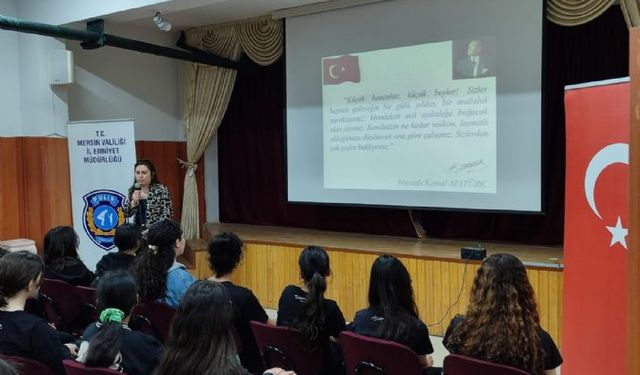 Mersin Emniyetinden ortaokul öğrencilerine güvenlik eğitimi