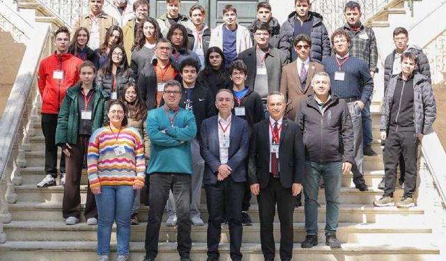 Tarsus Amerikan Koleji Öğrencileri CERN'de Parçacık Fiziğinin Gizemlerini Keşfettiler