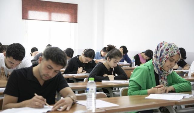 Mersinde YKSye hazırlıkta gerçek sınav deneyimi