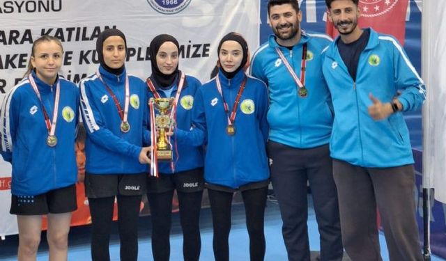 Mersinli Kadın Raketlerden ligde gurur veren başarı: 30 maçta 26 galibiyet