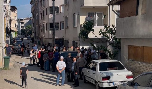 Bursa'da komşular arasında çöp kavgası