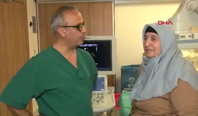 Stent takılırken kalbi durdu, masajla hayata döndü, işlem tamamland