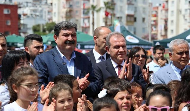 Toroslar Belediyesi'nden çocuklara bayram hediyesi