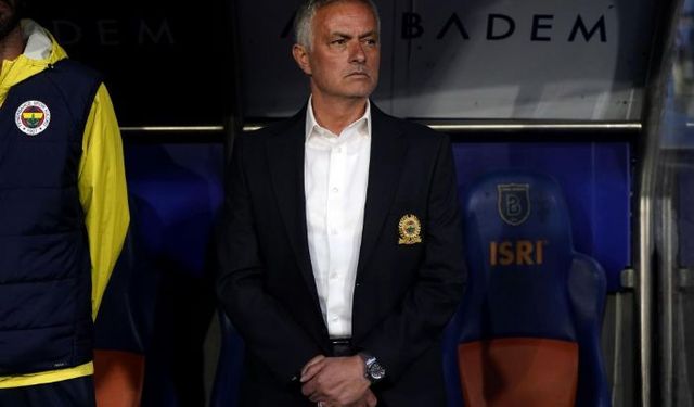 Jose Mourinho'dan Başakşehir maçında 6 değişiklik