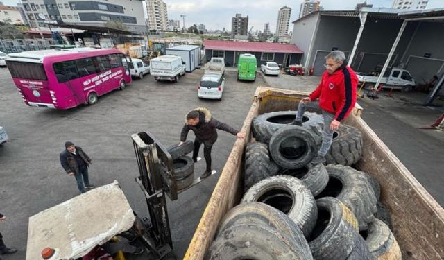 Mezitli Belediyesi üreticilerin yanında
