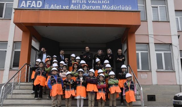 AFAD'dan ilkokul çocuklarına 'gönüllü' eğitimi