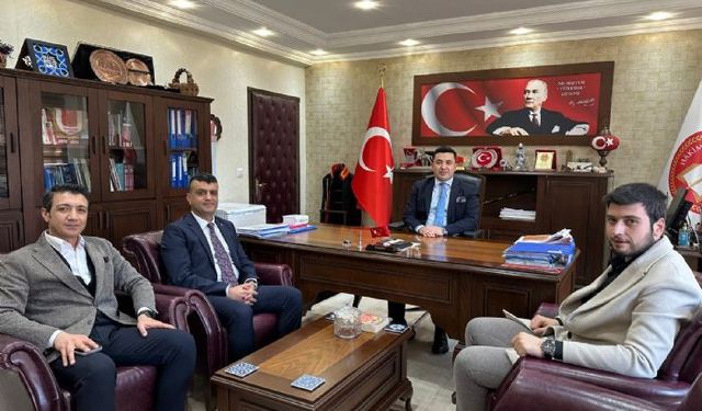 Mersin Barosu Başkanı Özdemir, Anamur Adliyesi'nin ek bina çalışmaları yerinde inceledi