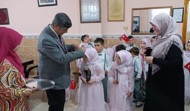Anamurda çocuklar Kuran ile tanıştı