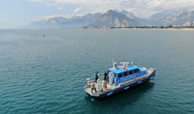 Elektronik gemi denetim sistemiyle Antalya körfezinde 124 gemiden kaçak deşarj tespit edildi