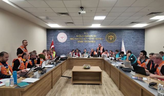 Sağlık Bakanlığı'nın gerçekleştirdiği 'Ulusal Marmara Deprem Tatbikatı' tamamlandı