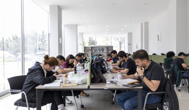 Gençlerin yeni çalışma odası; Büyükşehir Okuma Salonları