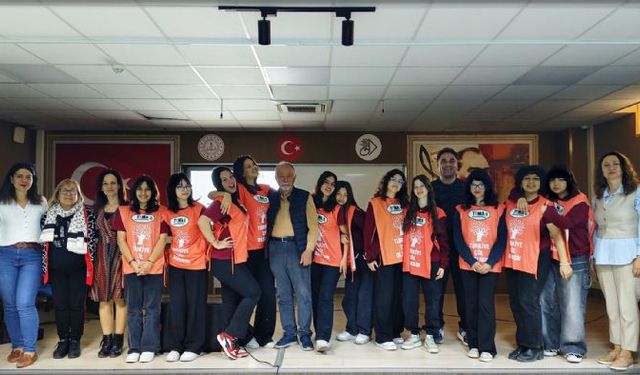 TEMA Vakfı, Mezitli'de "İklim Renkliği" eğitimi düzenledi
