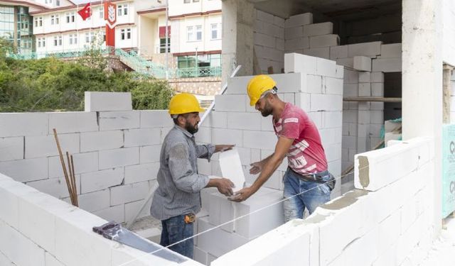 Çamlıyayla Katlı Otoparkı 1 ay sonra hizmette