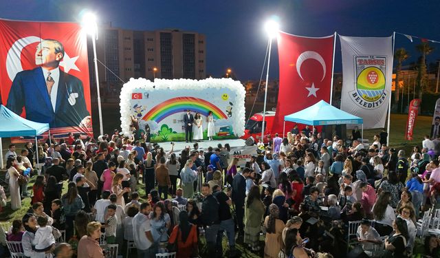 Tarsus'lu Minikler İlk Mezuniyetlerini Kutladı