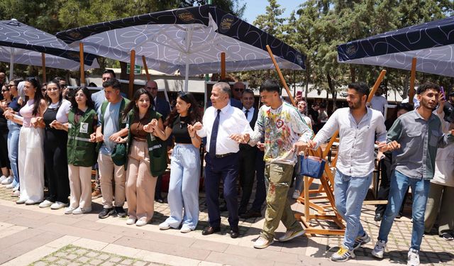 Mersin Üniversitesi’nde Şenlik Coşkusu Başladı