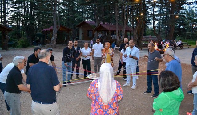Erdemli’de “İzci Aile Kampı”nda Doğayla İç İçe Bir Hafta Sonu