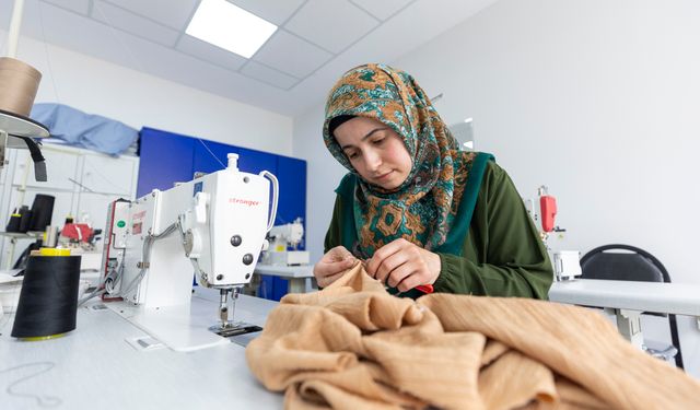 Eğitimde eşitlik: Anneye kurs, çocuğa oyun odası