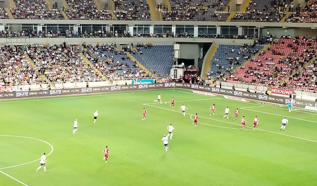 Hatayspor-Fenerbahçe Maçının İlk Yarısında Karşılıklı Gol