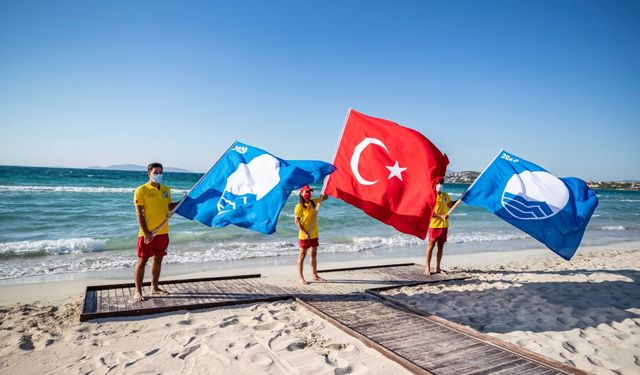 Mersin'in Mavi Bayraklı  Plajları Tatilcileri Bekliyor