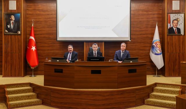 Vali Toros, Hayvanları Koruma Toplantısına Başkanlık Etti