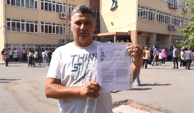 Mersin’de YKS’ye 50 Yaş Üstü Adaylar da Katıldı