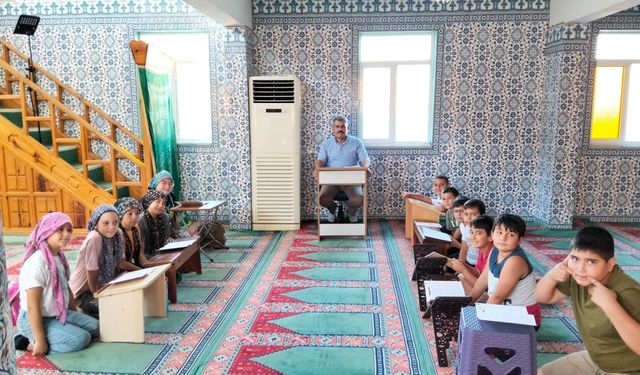 Anamur’da Yaz Kursları Başladı: Cami, Çocuk ve Kur’an Buluşması