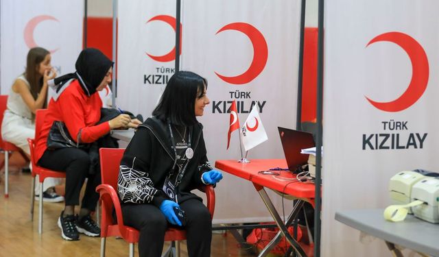 Gönüllü Kan Bağışçıları 21 Yıldır Umut Oluyor