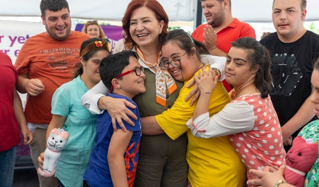 Özel Anneler “Evimiz Atölye” ile Üretip Güçleniyor