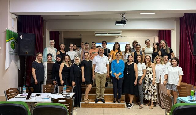 Mersin’de Özel Okul Öğretmenlerine “Değerler Eğitimi” Atölyesi