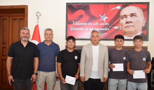 Silifke Nükleer Enerji MTAL Öğrencilerinden “Sıfır Atıkla Sanat”ta Büyük Başarı