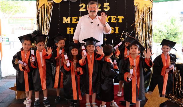 Toroslar Gündüz Bakımevi'nde Minikler Mezuniyetle Uğurlandı