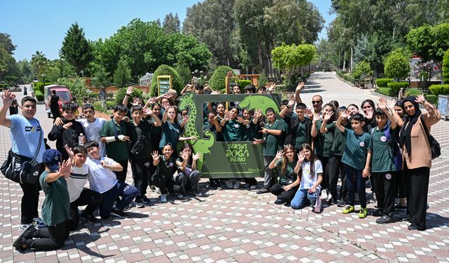 Büyükşehir Belediyesi "Minikbüs Projesi" ile Öğrencileri Farklı Deneyimlere Götürdü