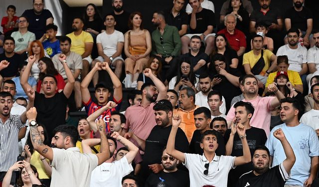 Tribünleri siyah-sarıya boyama zamanı: MSK taraftarına kombine çağrısı
