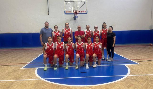 Basketbolda Çifte Başarı: Mersin Takımları Grup Lideri Olarak Tur Atladı