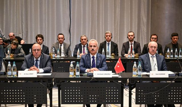 Ulaştırma Bakanı Uraloğlu: Gürcistan ile Ticaret Hedefi 5 Milyar Dolar