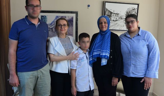Topuk Kanı Üç Kardeşin Hayatını Değiştirdi