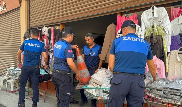 Tarsus Belediyesi, Kaldırım İşgalleri İçin Ceza Uyguladı