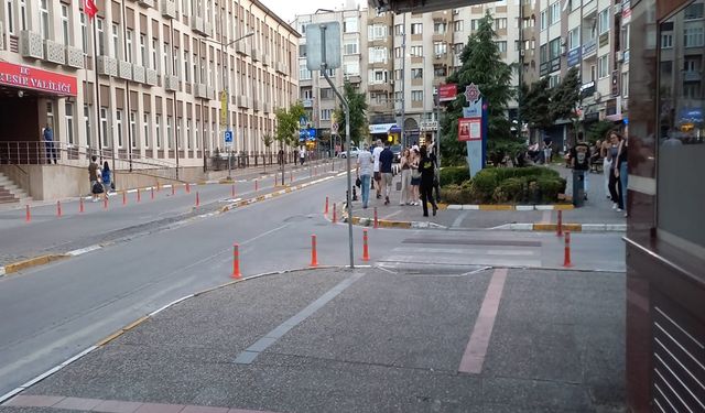 "Depremden Etkilenen 4 Yaralının Tedavisi Sürüyor"