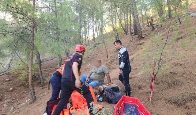 Kahramanmaraş’ta Ormanda Ayağı Kırılan Vatandaşı İtfaiye Kurtardı