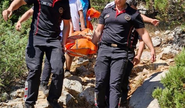 Ekşi Toplamaya Gittiği Arazide Hayatını Kaybetti