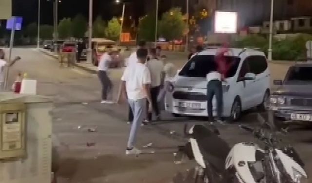 Kahramanmaraş’ta Araca Taşlı Saldırı