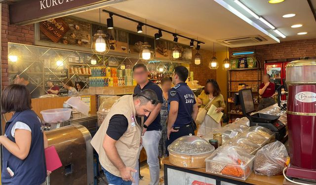 Adana’da Böceklenmiş Ürünlere El Konuldu, İşletmeye 63 Bin TL Ceza