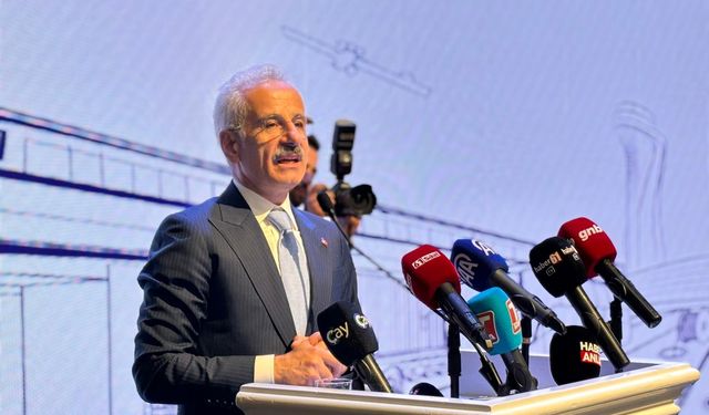 Bakanı Uraloğlu: "Hizmet Siyasetine Odaklandık, Kimseye Çamur Atmıyoruz"