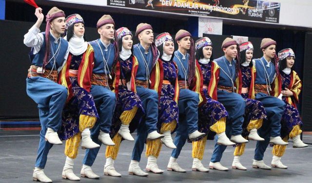 Silifke Belediyesi’nden Ücretsiz Halk Oyunları Kursu